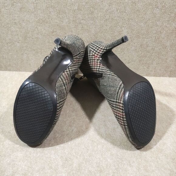 Diba Plaid Button Zip Up Heeled Boots - Picture 5 of 6